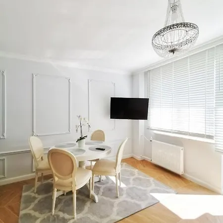 Apartament Karlikowska Lux 2 *